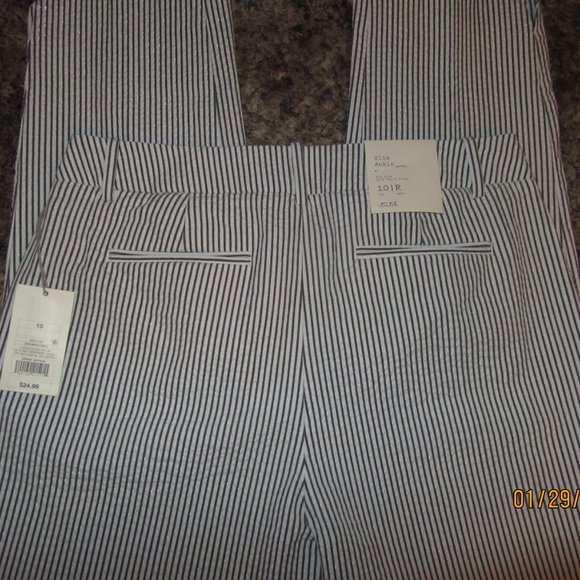 Women's Brand NWT Pair of a.n.d. (A New Day) Slim Ankle Pants Size 10R - Picture 4 of 9